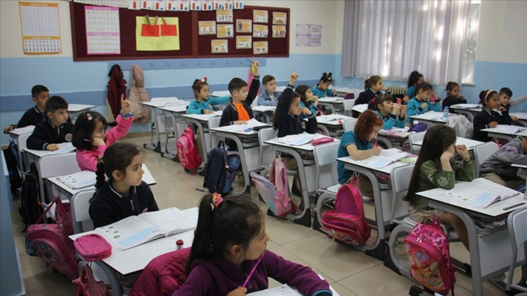 okullarda ikinci donem bugun baslayacak CuhdnCmn