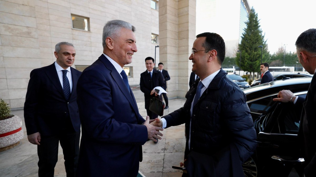 omer bolat turkiye ve ozbekistanin ticaret hacmi 5 milyar dolar 0 YcadNLy5