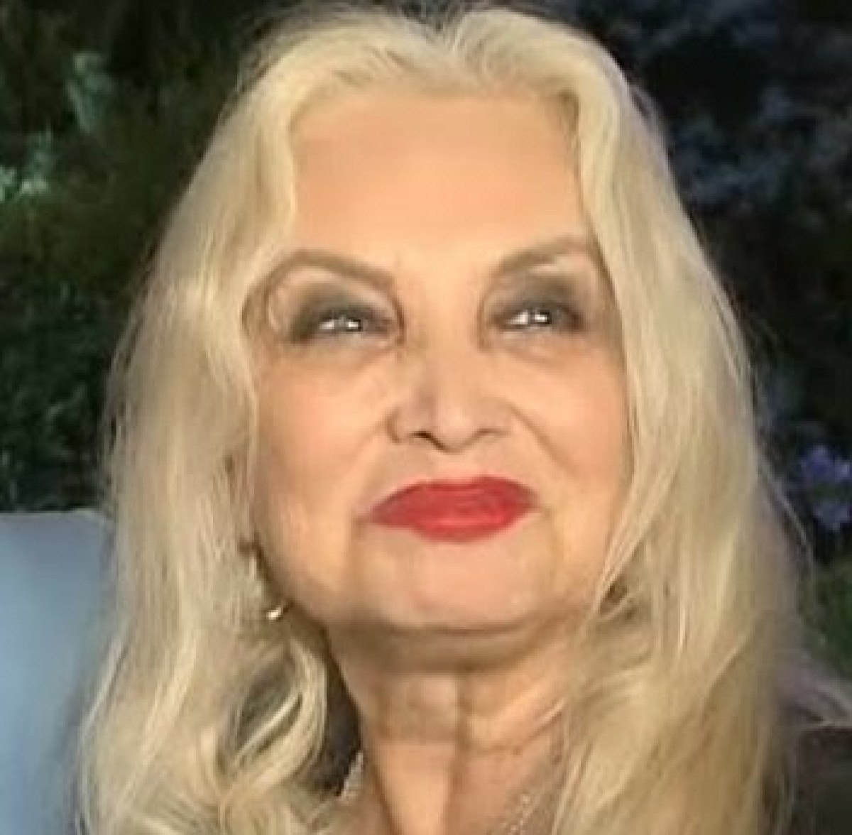 orhan gencebayin hayat arkadasi sevim emreden filtre iddialarina cevap verdi meyve veren agac taslanir IpfEbTmE