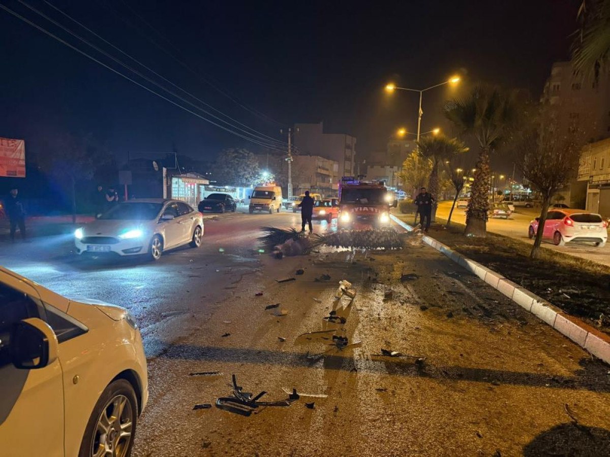 osmaniyede otomobilin agaca carptigi kazada 1 kisi yaralandi 1 GMSOqk9G