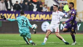 rey manaj omer erdoganla tartisma yasadi nZrci2k2