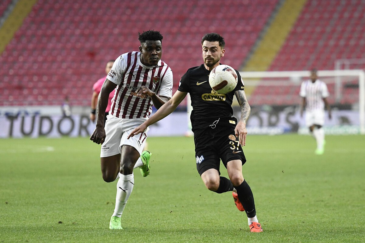 rizesporlu taha sahinden montellaya mesaj var 1 qICdiv3n