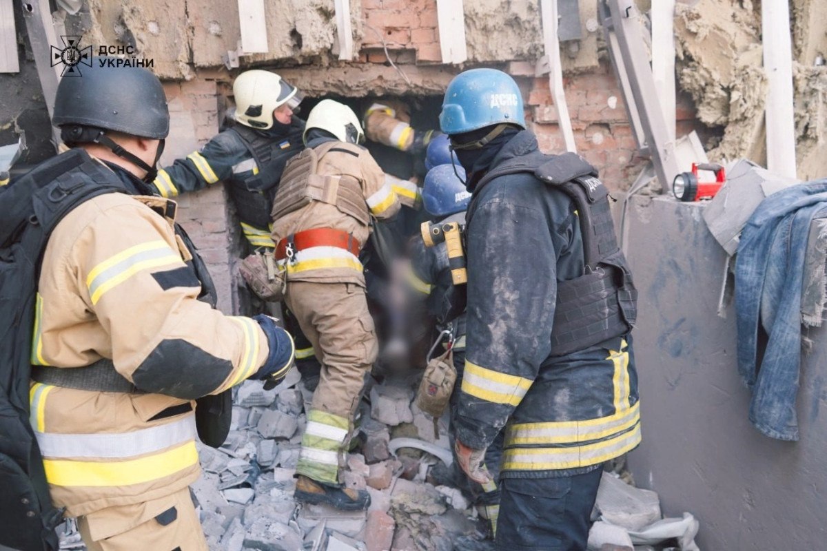 rusyadan ukraynaya fuze saldirisi 5 olu 50 yarali 1 kKYGRvUt