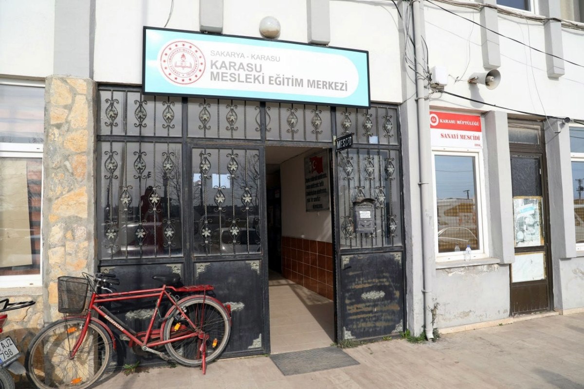 sakaryada sanayi esnafi cirak ve eleman bulamiyor meslekler yok oluyor 2 gzLnAwvZ