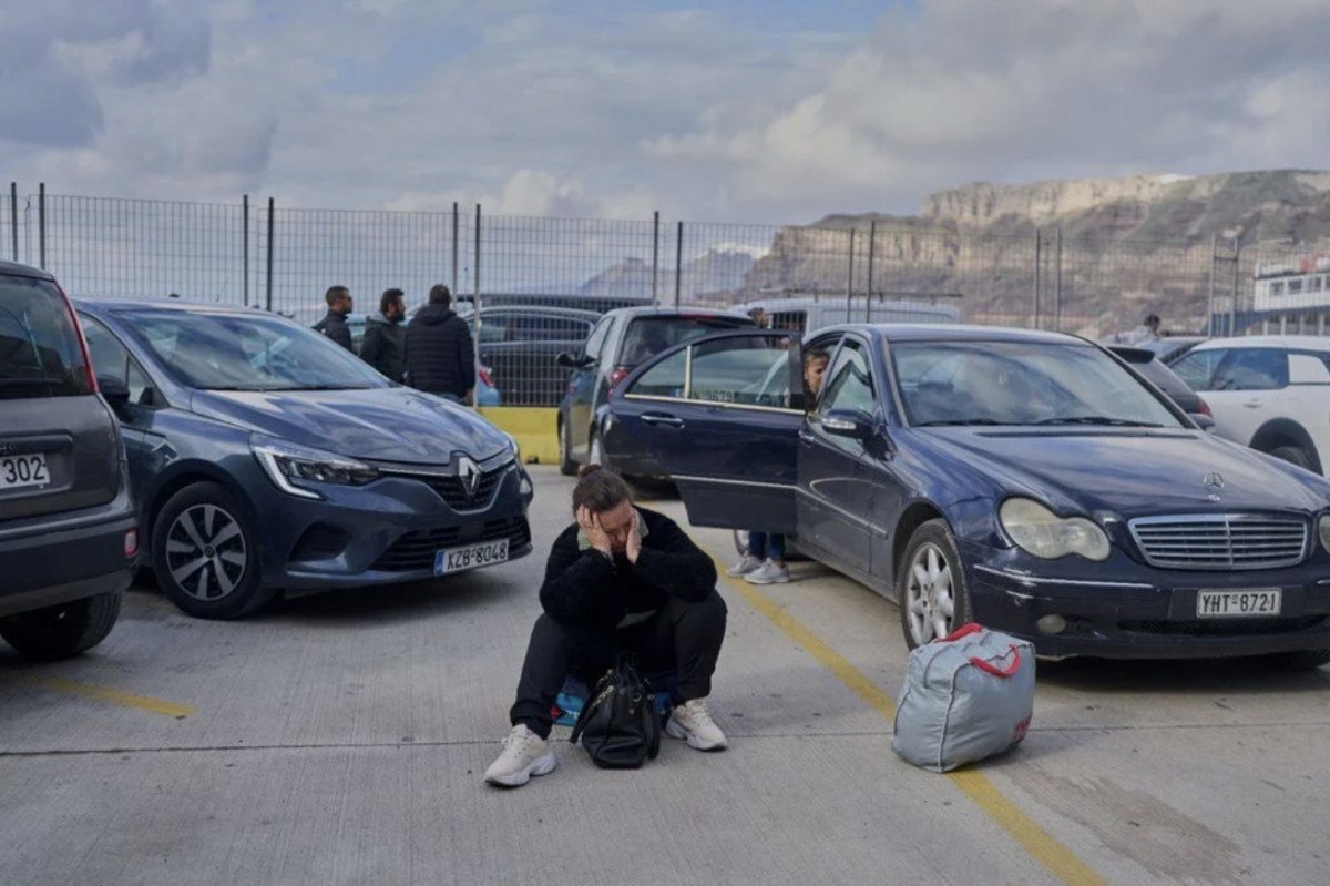santorinide korku dolu bekleyis uzmanlar uyarilarini surduruyor 4