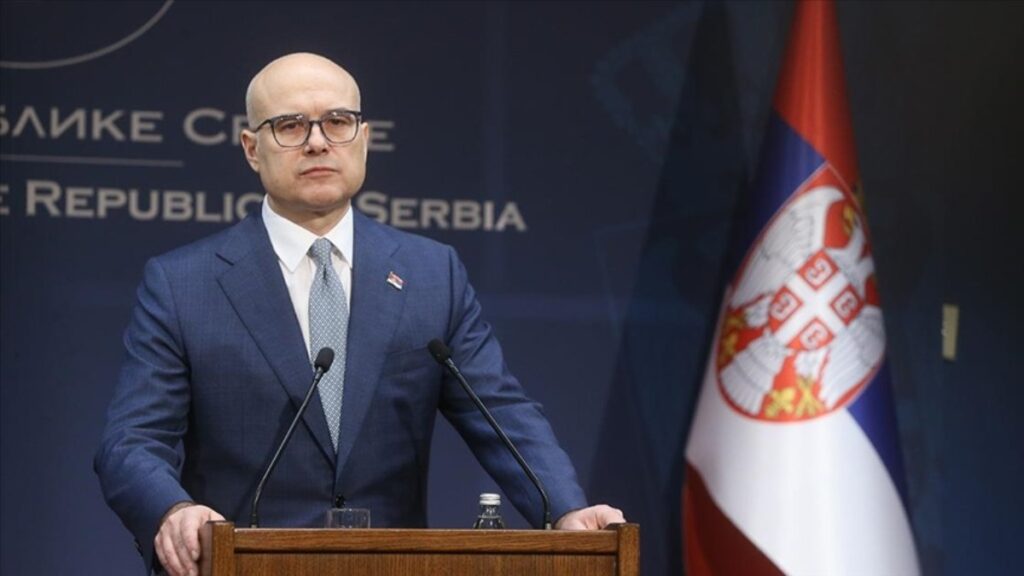 sirbistan basbakani milos vucevic istifa etti iVhGqiE4