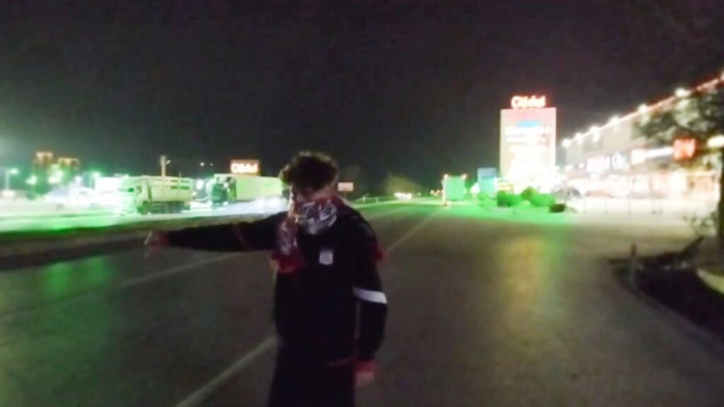 sivassporlu iki futbolsever otostopla istanbula gitti CrkOyVl3