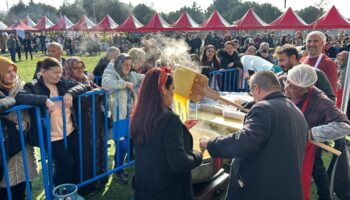 tekirdagda 1 ton mihlama dagitildi N4sYnN6I