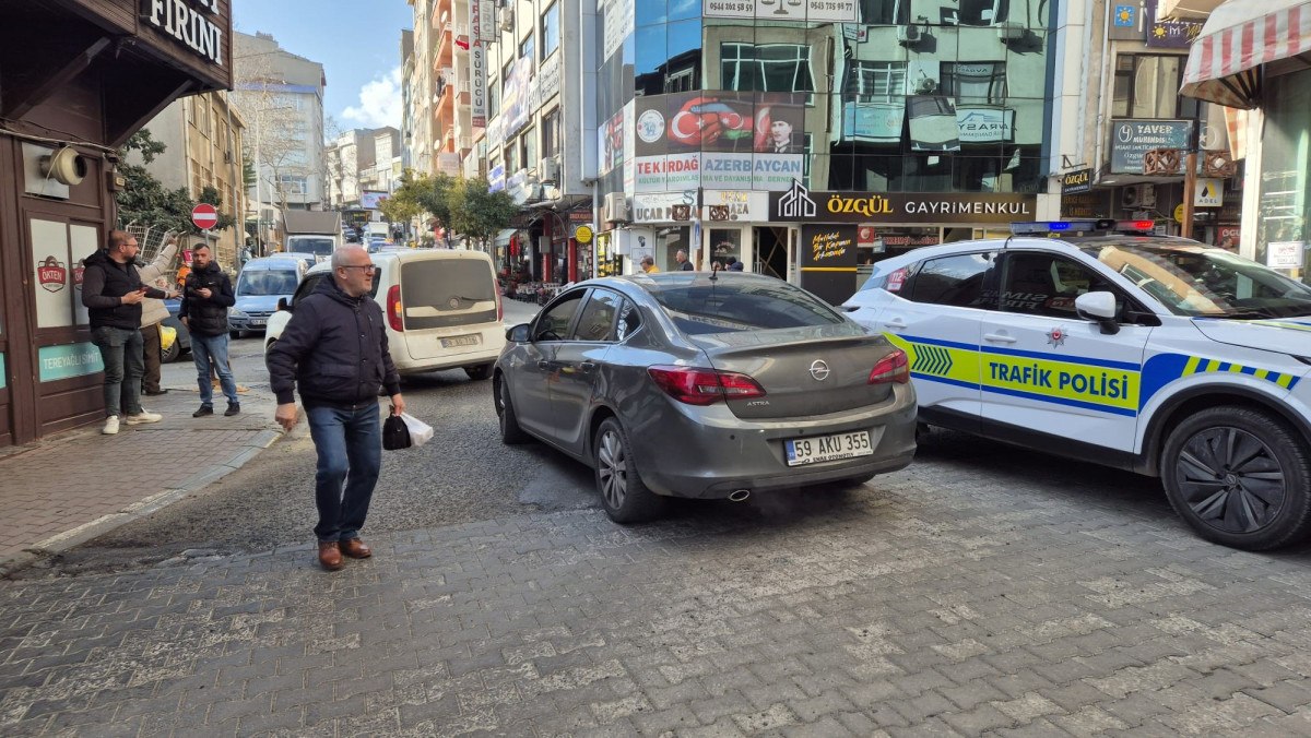 tekirdagda dar sokaklarda trafik karmasasi 2