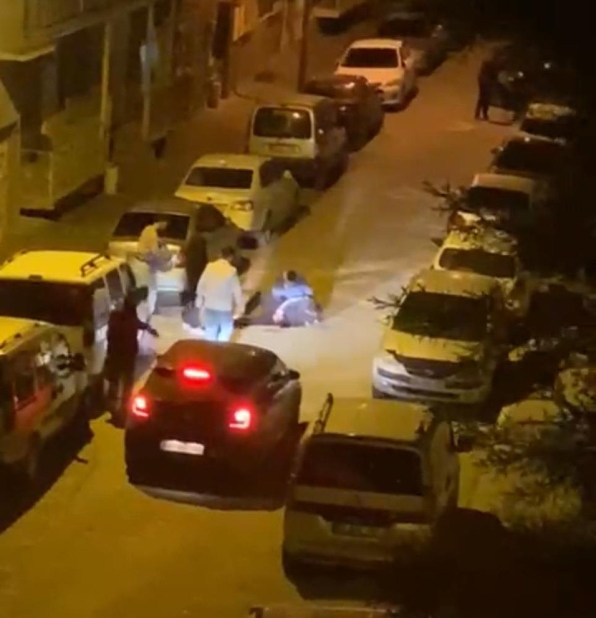 tokatta gencler arasindaki kavgada kan akti 0 ruGe8HHO