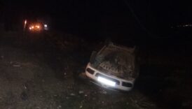 tokatta otomobil tarlaya devrildi 3 yarali dOFR2wI2