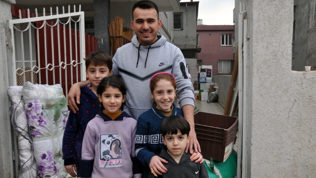 turkiyede mimar oldu suriyeyi imara gidiyor ZweG46KV