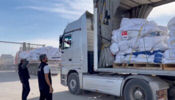 turkiyeden gazzeye yardim eli 14 iyilik gemisi gazzeye ulasti vvmNJtr1