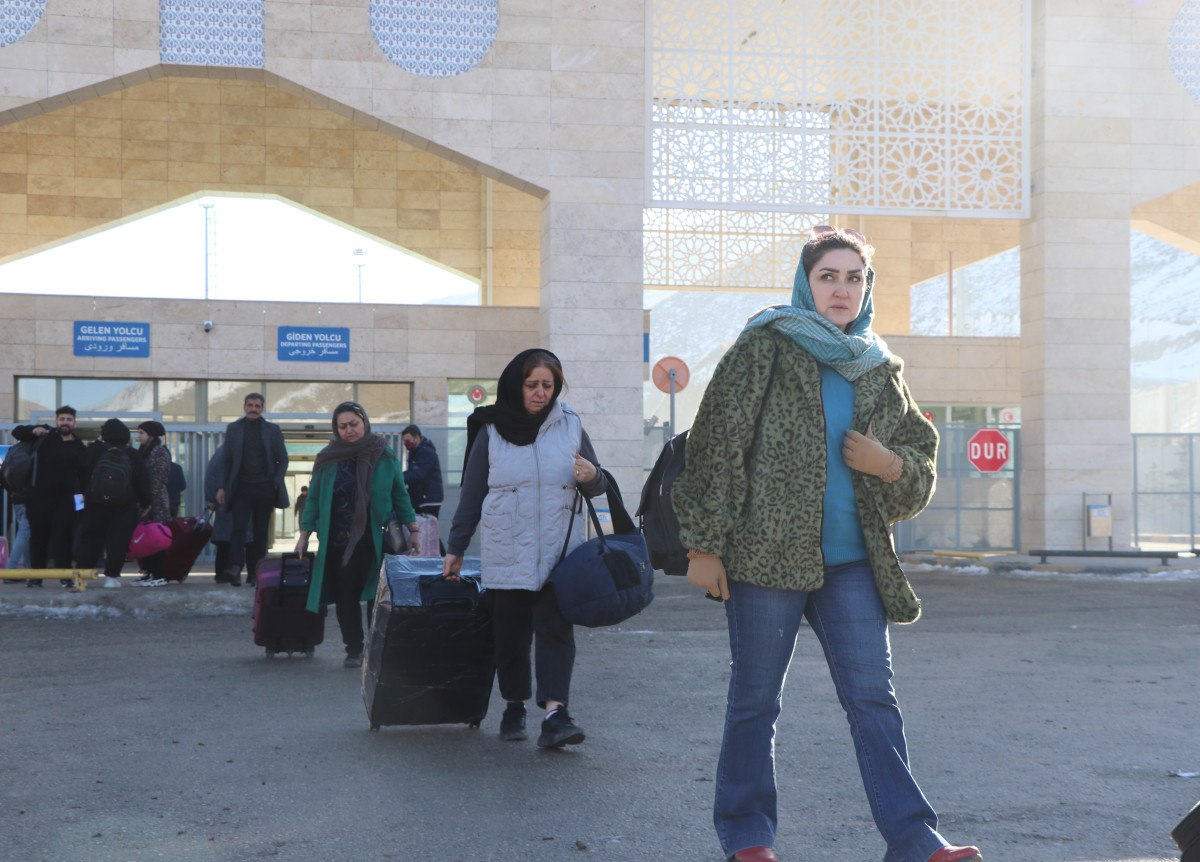 vana gecen yil 719 bin iranli turist geldi 350 milyon dolar katki sagladi 0 f2wuYLHG