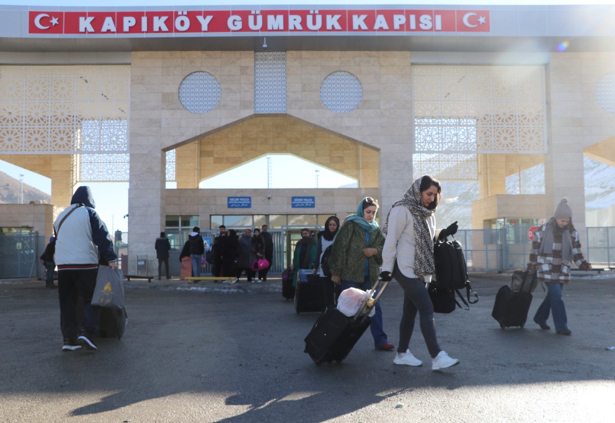 vana gecen yil 719 bin iranli turist geldi 350 milyon dolar katki sagladi 4 3fFIzpMU