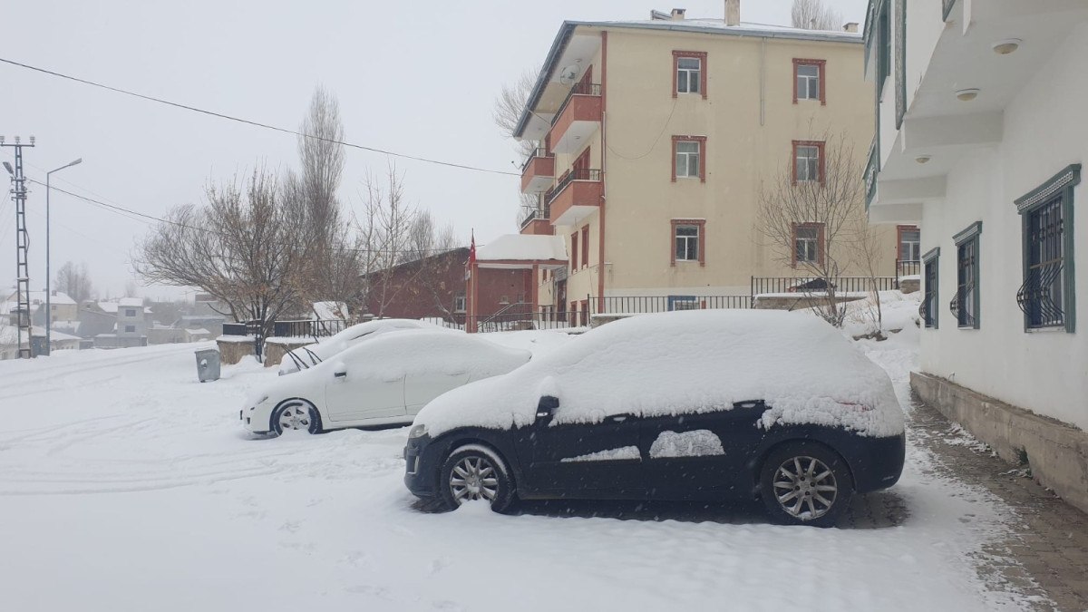 vanda 60 yerlesim yeri ulasima kapandi 6 P8OPS9R4