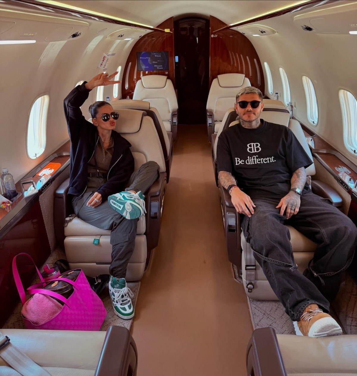 wanda naraya bir darbe daha china suarezla ask yasayan mauro icardi aileleri tanistirdi 1 9EGHuMwZ