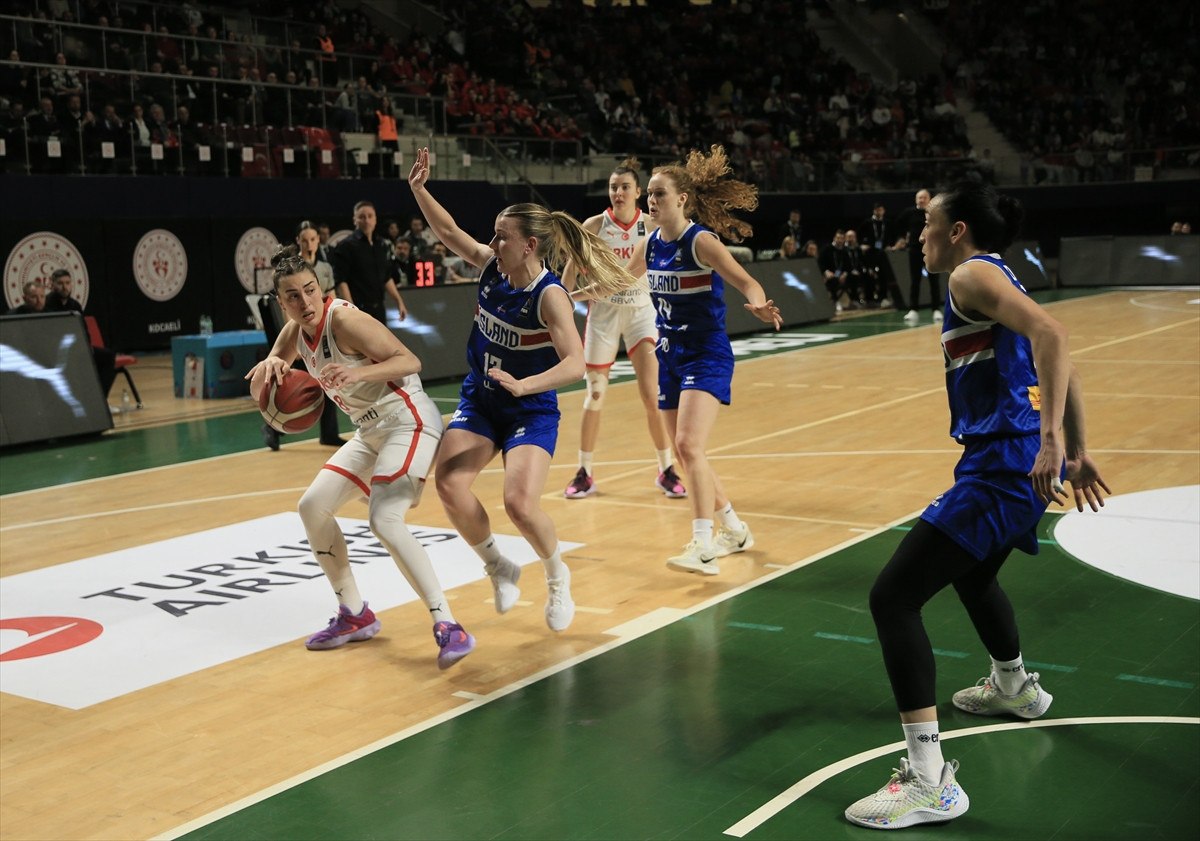 a milli kadin basketbol takimi evinde izlandayi yendi 1 rUXp4viW