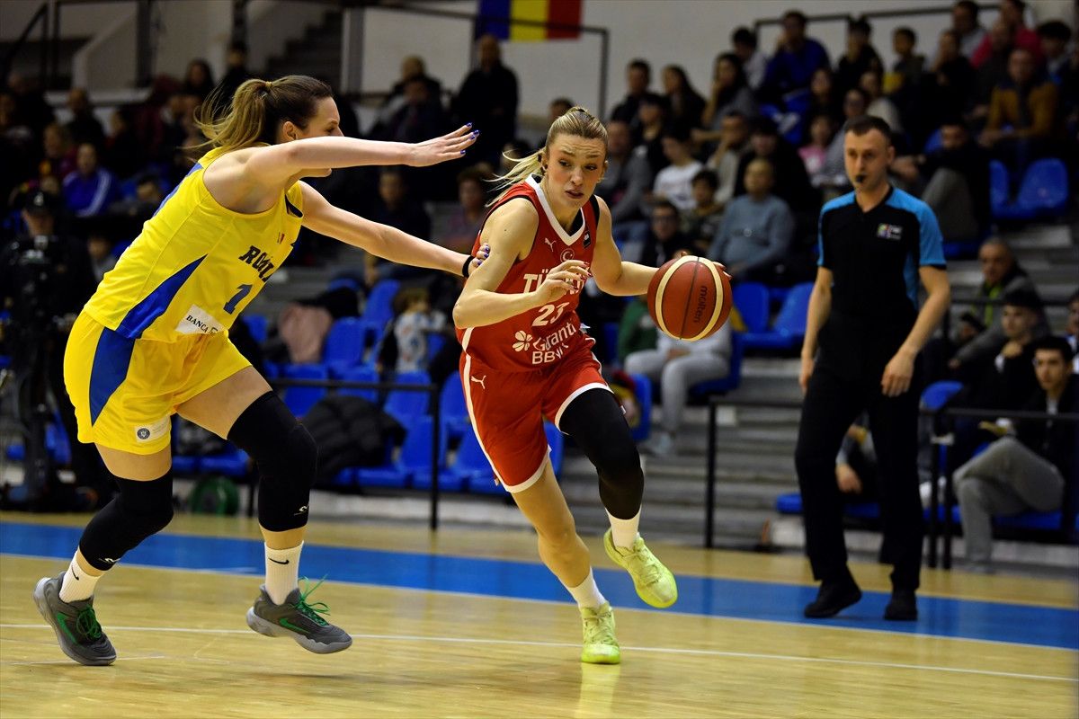 a milli kadin basketbol takimindan romanyaya 38 sayilik fark 2