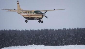 abdde 10 kisiyi tasiyan ucak kayboldu 5V5WjRQE