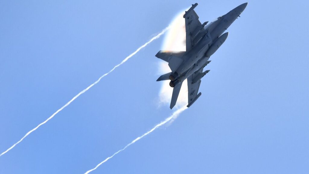 abdde askeri ucak san diego korfezine dustu LH3HGX7n