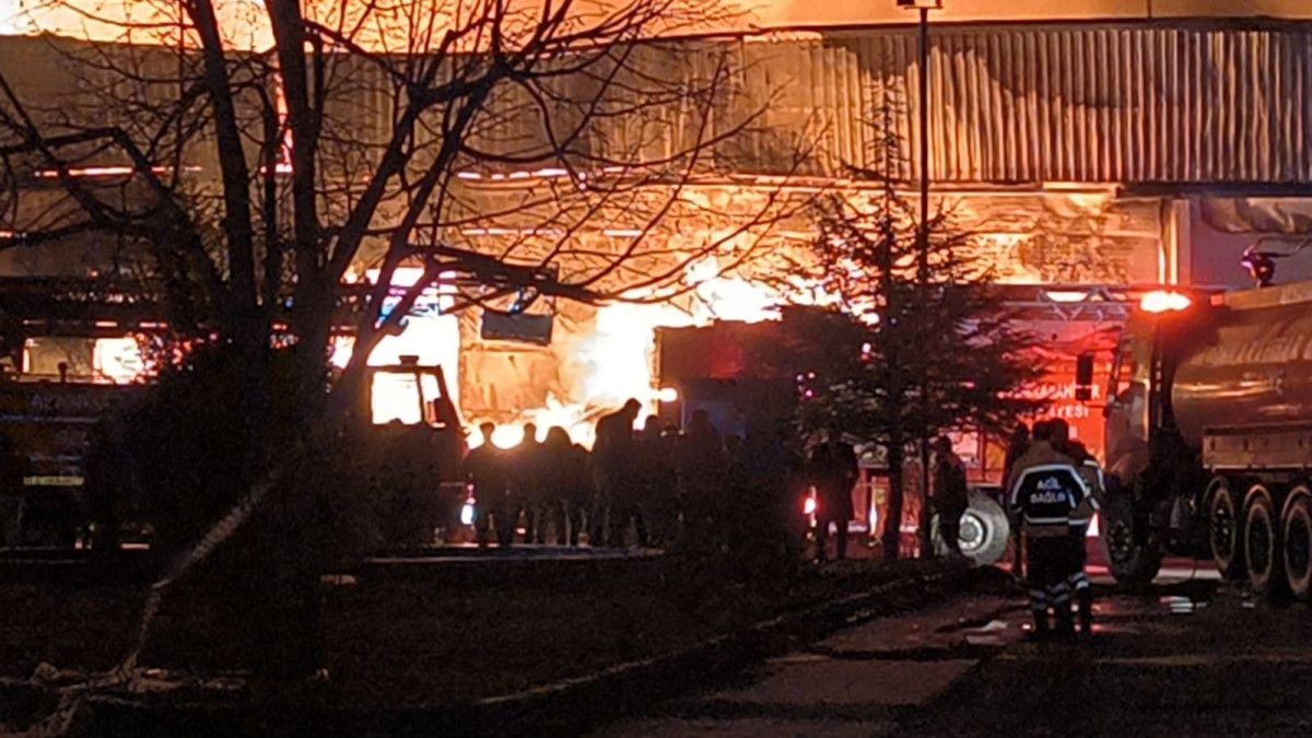 afyonkarahisar osbde yangin 2 ndr1sdfN