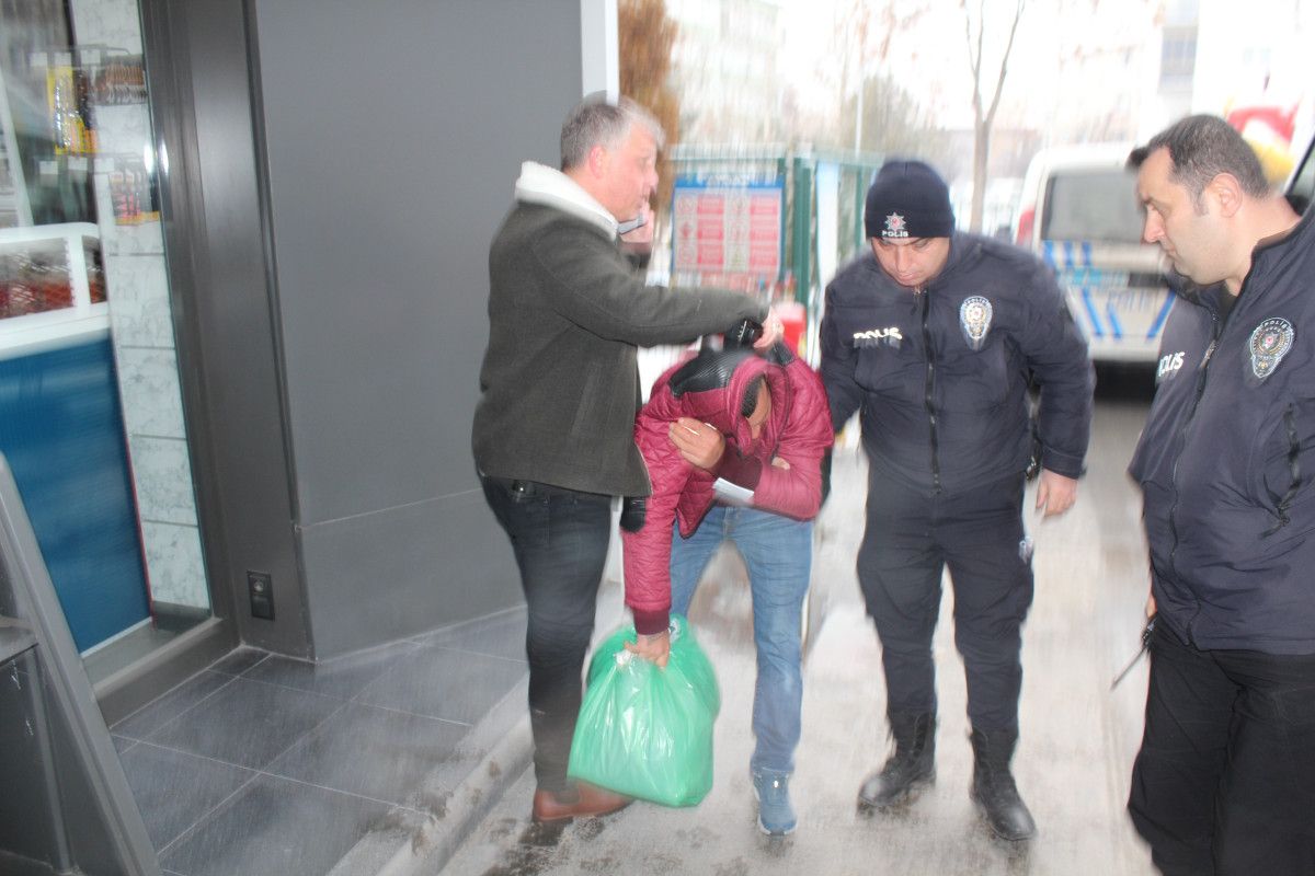 aksarayda akrabasini tufekle yaraladi evine girerken yakalandi 1 LHFdFDC9