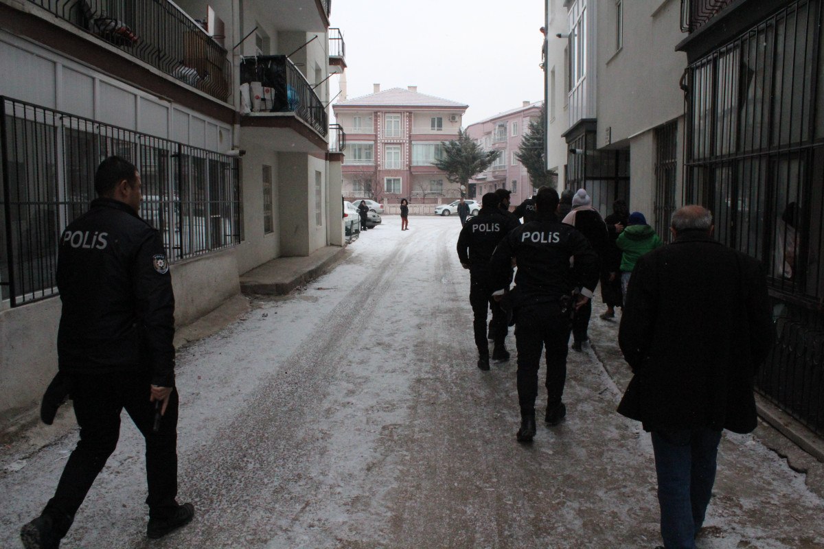 aksarayda akrabasini tufekle yaraladi evine girerken yakalandi 2 EMvW9r2y