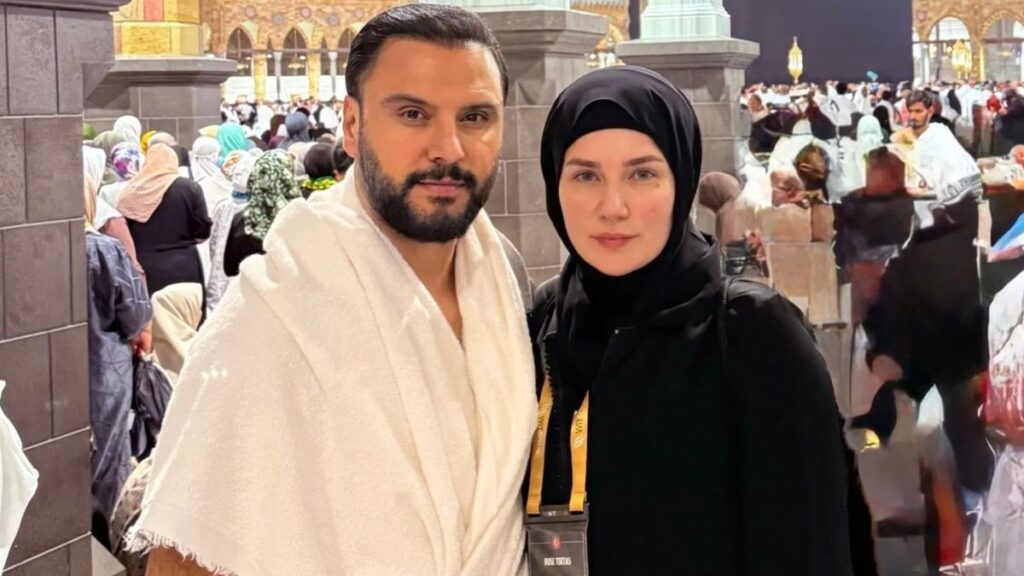 alisan ve esi buse varol umreye gitti allahim sana sukurler olsun lK4hyIXw