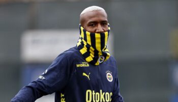 anderson talisca kuru fasulye ve pilav yemeye gitti scenjhYr