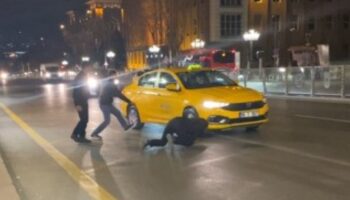 ankarada bir grup taksi soforlerini darbetti OfxSylmP