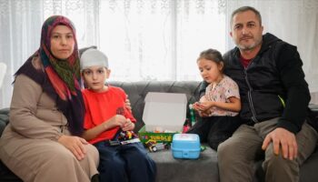 ankarada okula giderken basibos kopeklerin saldirisina ugradi 2 belediye yetkilisi hakkinda dava OdKmCtrP