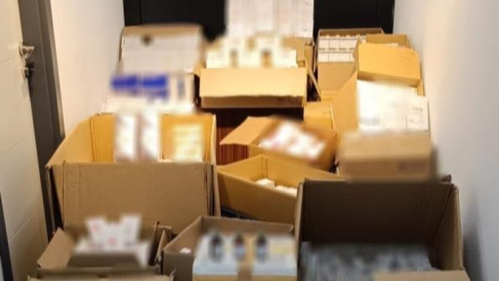 antalyada 5 bin 105 kutu kacak ilac ele gecirildi piaSpBTm