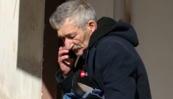 antalyada bir evde yangin panigi yasli adamin caresiz bakislari yurek burktu CTEyC6ik