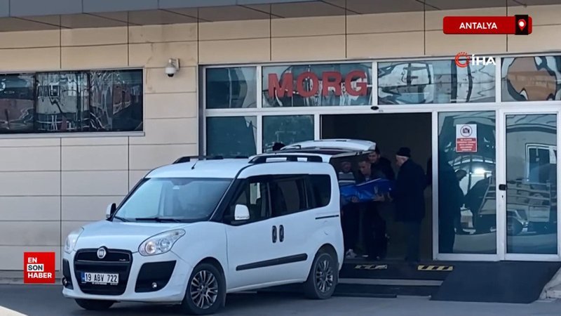 antalyada kamyonetin carptigi 15 yasindaki enes bebek hayatini kaybetti