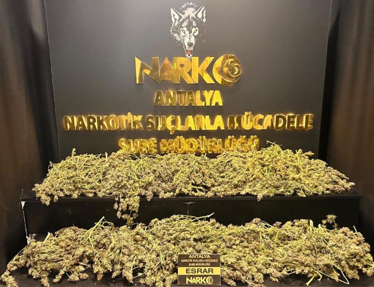 antalyada son 1 haftada 26 kilo uyusturucu madde ele gecirildi 2 HabspEDw