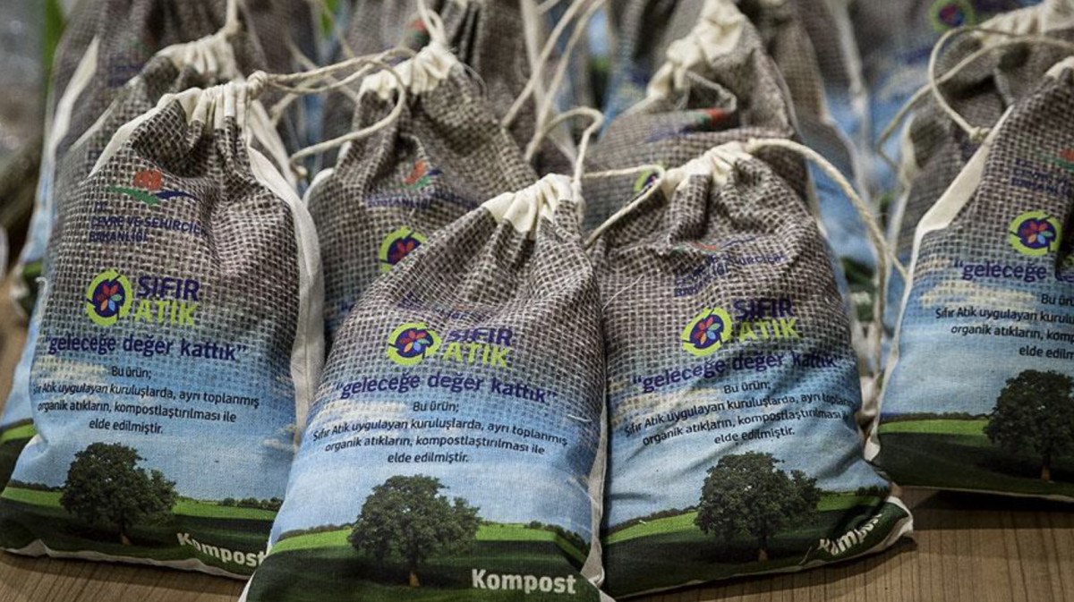 Antarktika'da mikroplastik alarmı: Sıfır Atık Projesi'nin önemi bir kez daha ortaya çıktı 1 antarktikada mikroplastik alarmi sifir atik projesinin onemi bir kez daha ortaya cikti 0 SueyKRP2