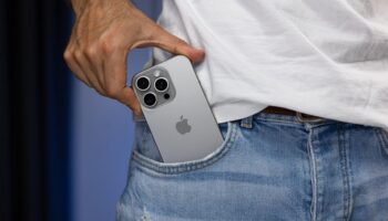 appledan yeni patent iphoneu sallayarak cihazlari kontrol edin EgQ5pxrg