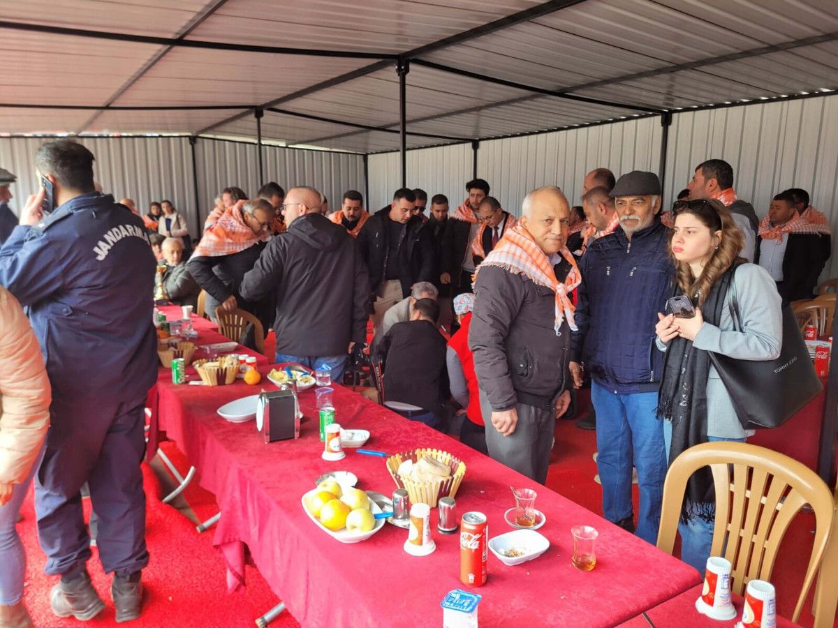 aydinda deve gureslerini izlerken kalp krizi geciren chpli meclis uyesi kurtarilamadi 1 gRtzk6c7