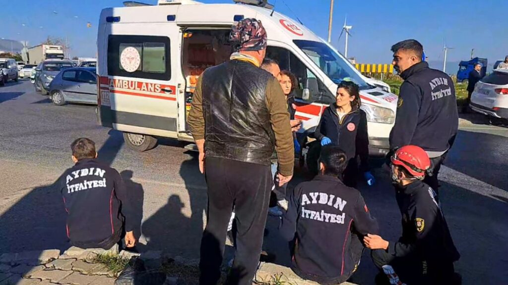 aydinda itfaiye araci devrildi UKGydNXu