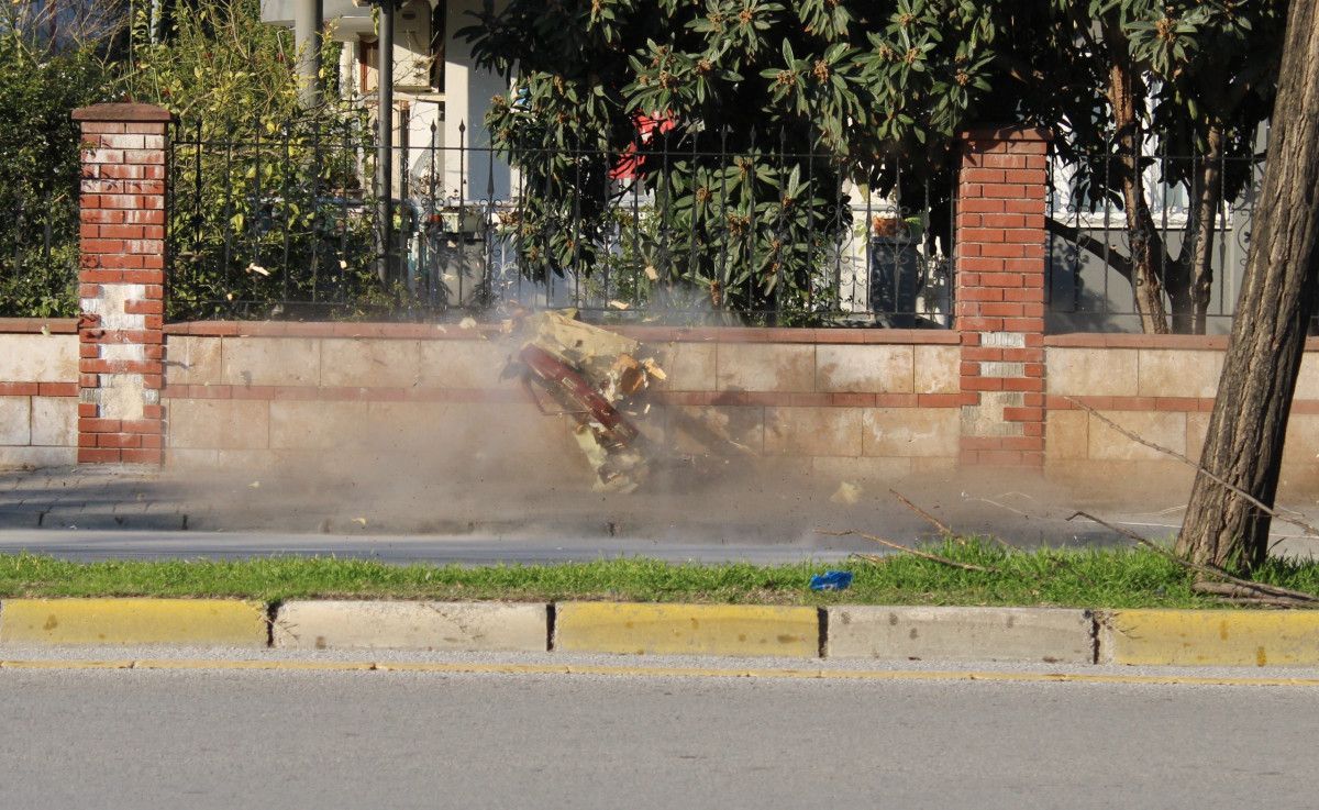 aydinda supheli canta funye ile patlatildi 2 me7QgsWI