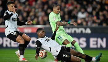 barcelonadan valenciaya farkli tarife yari finale yukseldiler kUS3RsLe