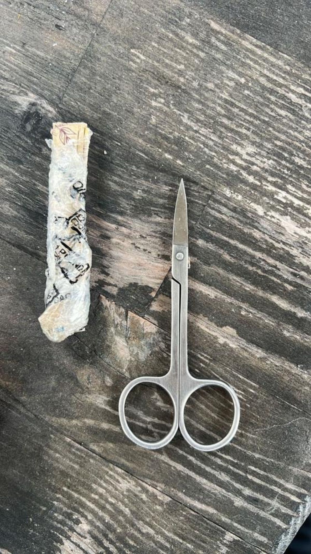 basaksehirde cami icerisinde cocugu makasla yaraladi 1 1mypLYzm