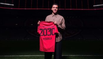 bayern munih jamal musialanin sozlesmesini uzatti XcPKZPE1