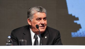 besiktas baskani serdal adali habersiz satin almalari savciliga sikayet ettik IMBESaOd