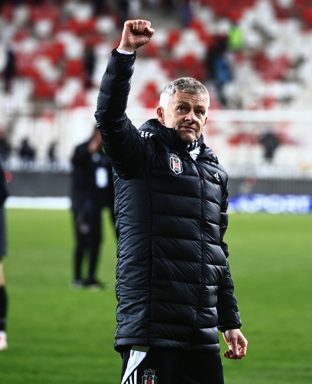 besiktastan mac sonu gonderme cumartesileri severiz 1 49tGFsgr