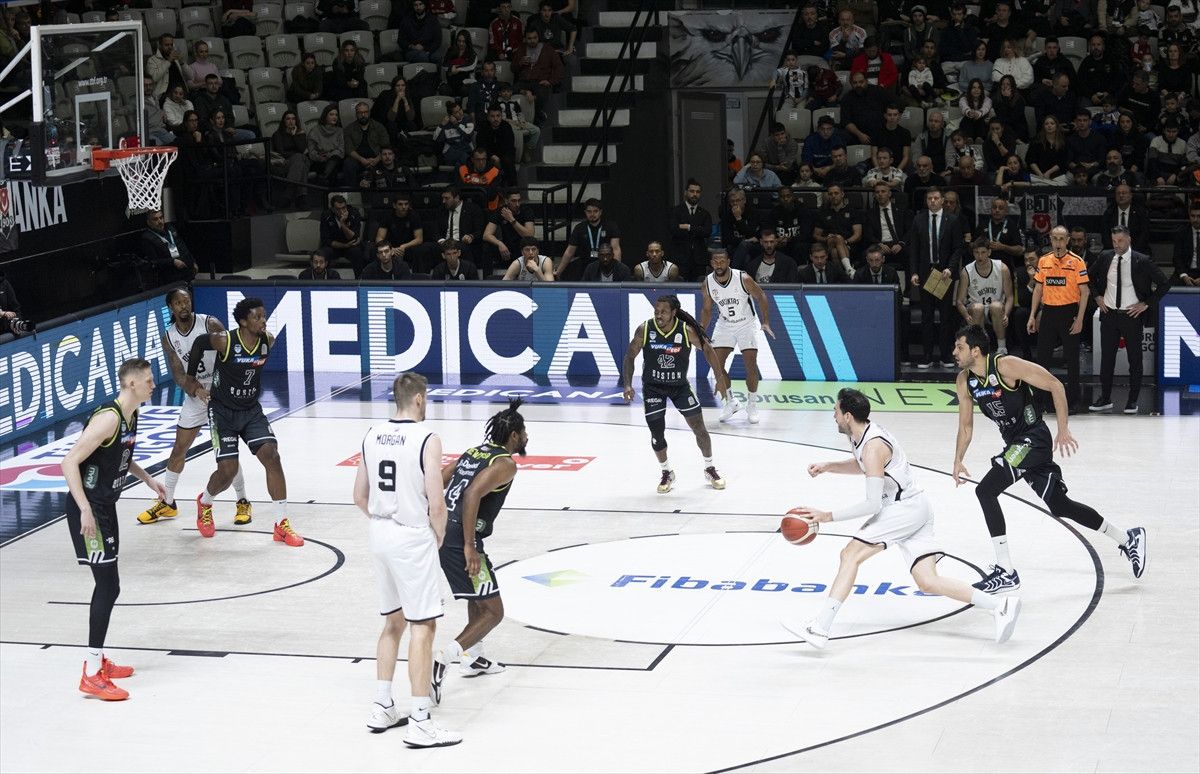 besiktastan merkezefendi belediyesi baskete 25 sayilik fark 0