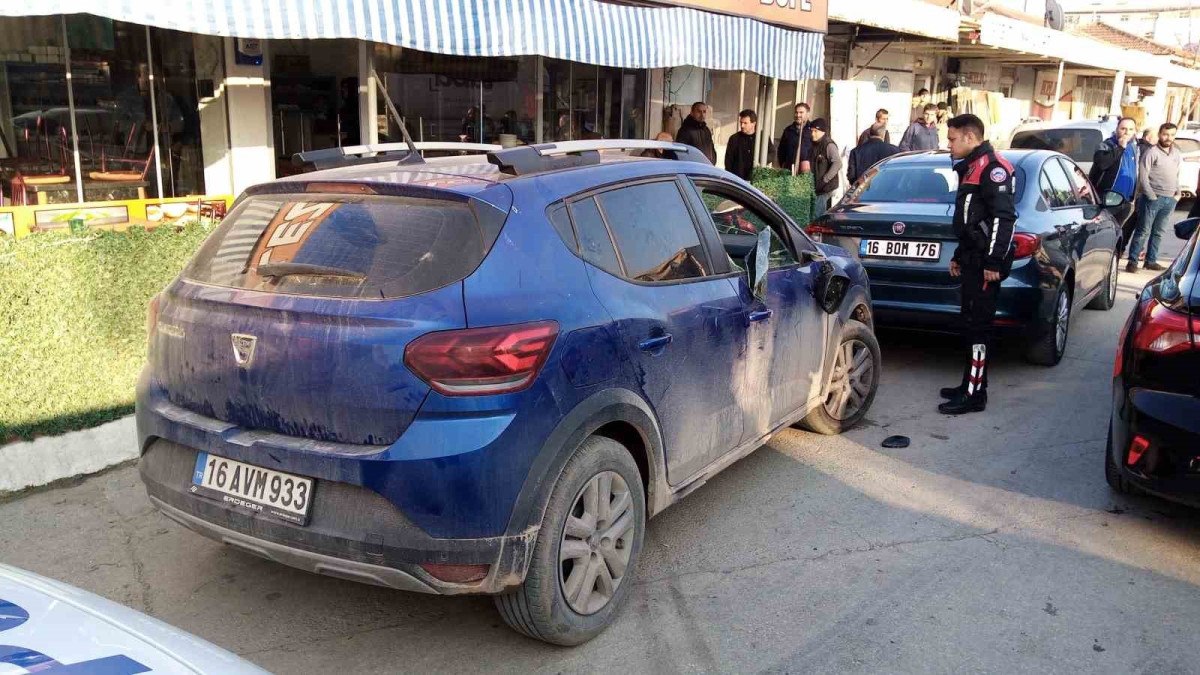 bursada 1 kisiyi silahla yaralamisti saldirgan kahvalti yaparken yakalandi 1 Z5rI1mSj