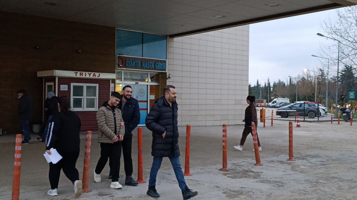 bursada 1 kisiyi silahla yaralamisti saldirgan kahvalti yaparken yakalandi 2 WbM3vuG6