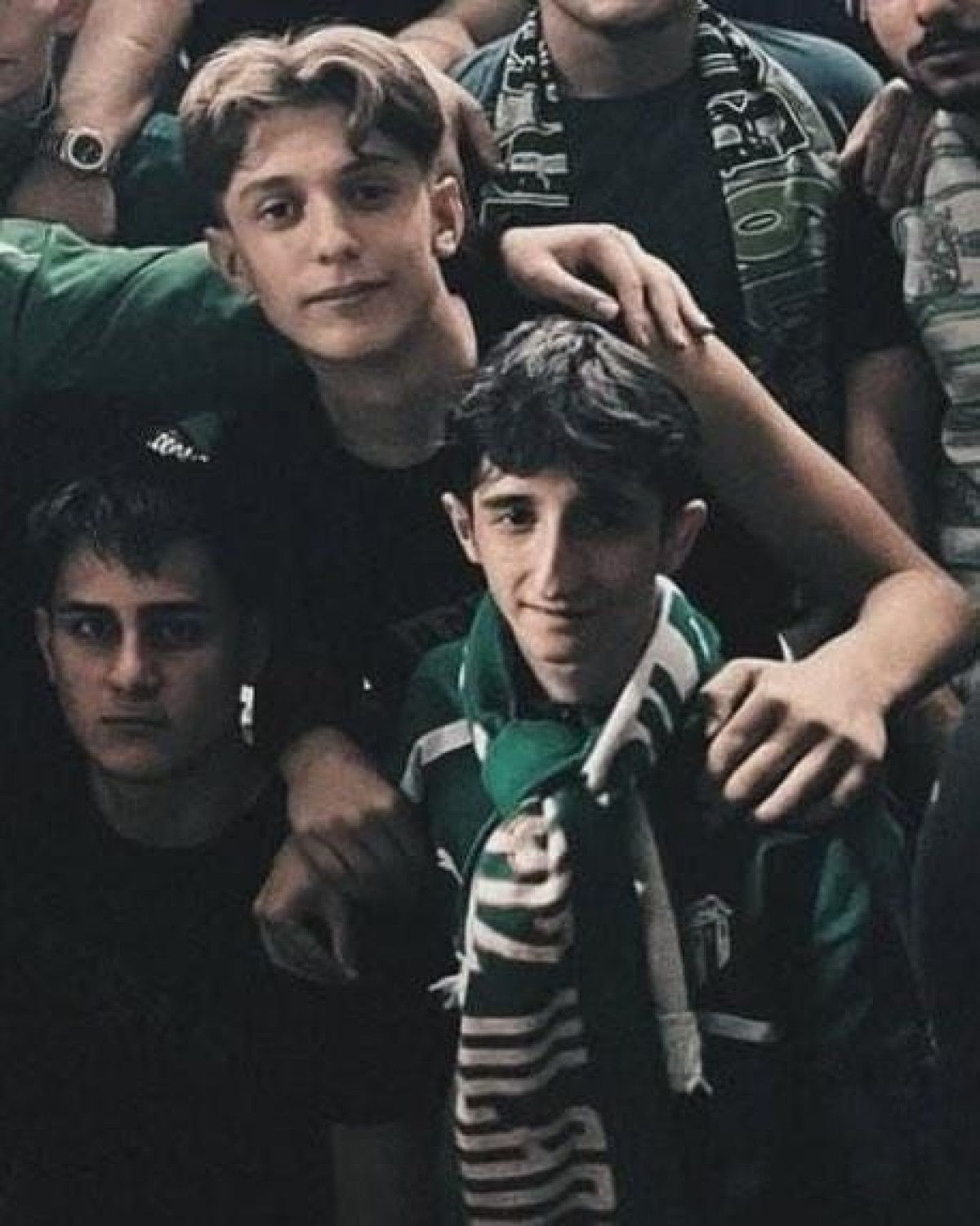 bursada alkol alip direksiyon basina gecti 3 kisiye carpip kacti 1 PWXX38tn